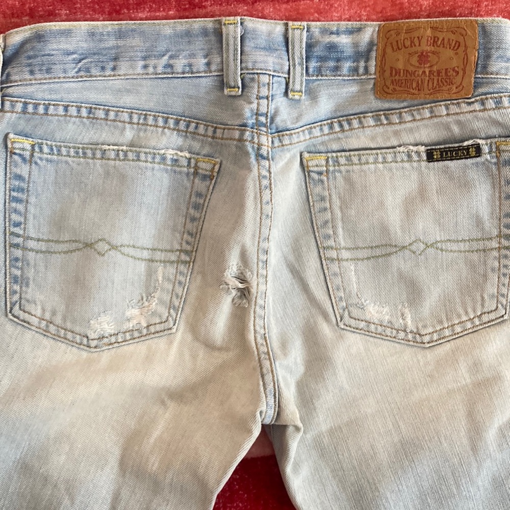 Lucky Brand Size 6/28 Woman’s distressed jeans.